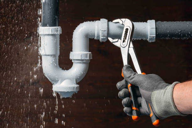 Professional Gas Line Repair technician working in Hanover, WI